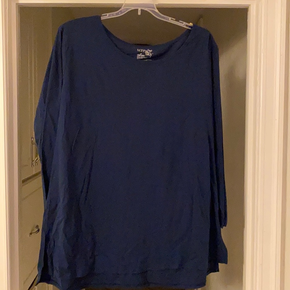 Blue women’s cotton top